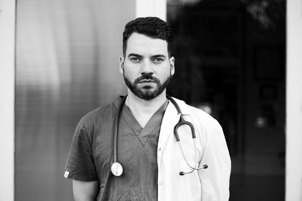 Essential noise-canceling headphones for uk commuters: your ultimate guide to a relaxed commute